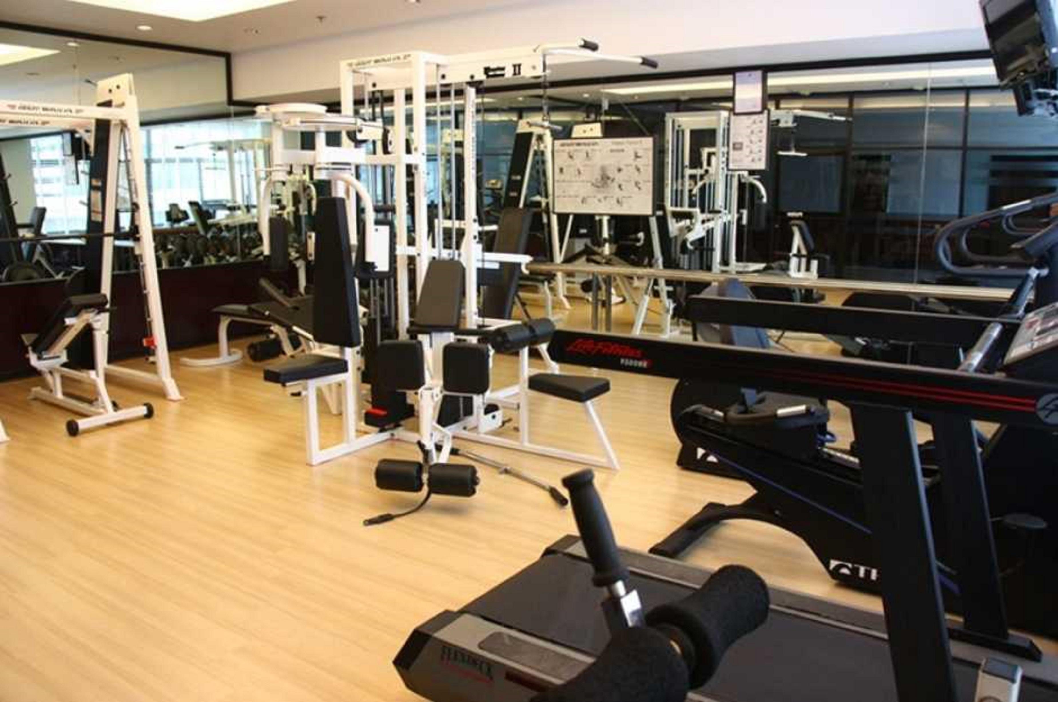 Nh Bangkok Sukhumvit Boulevard Exteriör bild A gym