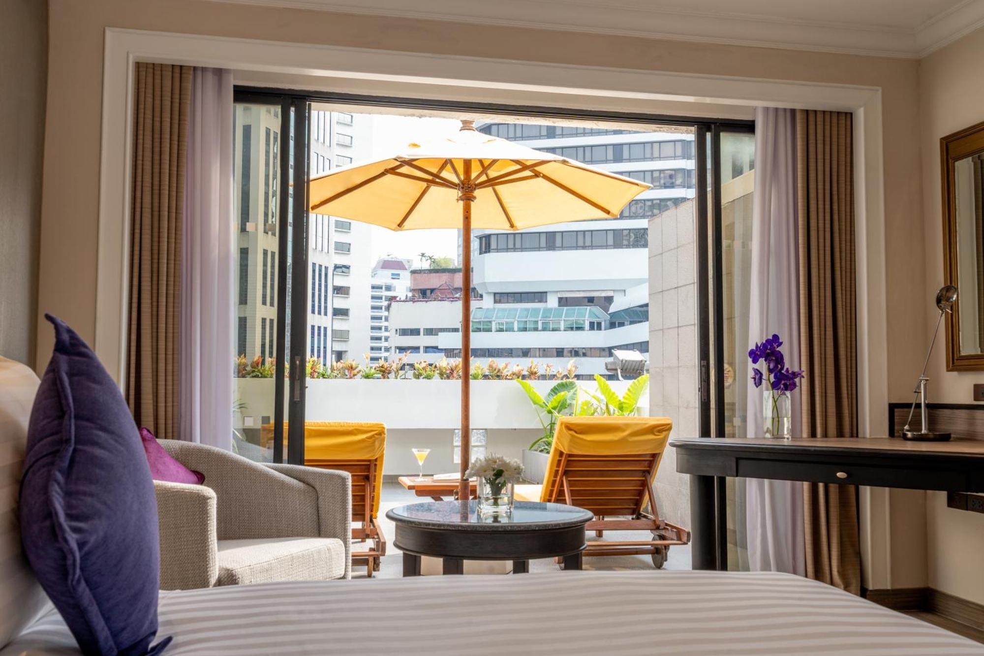 Nh Bangkok Sukhumvit Boulevard Exteriör bild Deluxe Room with Balcony